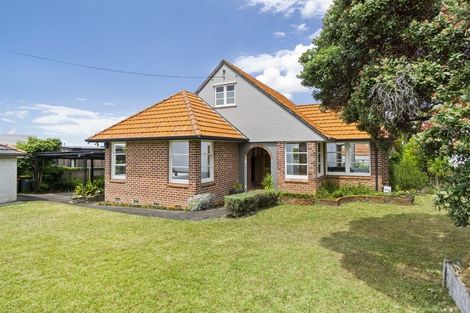 Photo of property in 31 Norwood Road, Bayswater, Auckland, 0622