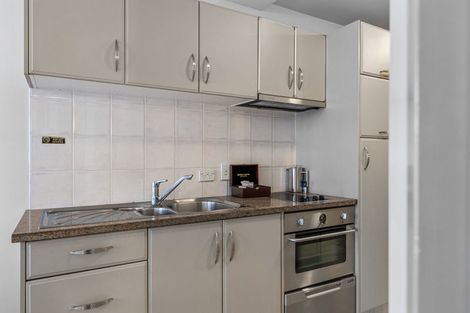 Photo of property in Anchorage Apartments, 221/36 Victoria Road, Mount Maunganui, 3116