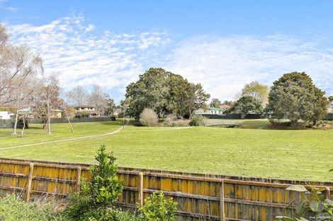 Photo of property in 10 Alamein Place, Pukekohe, 2120