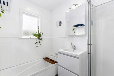 Photo of property in 53 Lowry Crescent, Stokes Valley, Lower Hutt, 5019