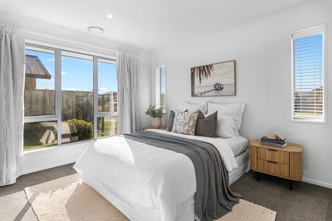 Photo of property in 16 Longcot Drive, Rolleston, 7615