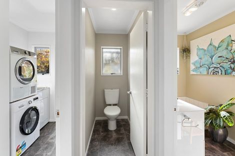 Photo of property in 24 Harakeke Road, Te Horo, Otaki, 5581