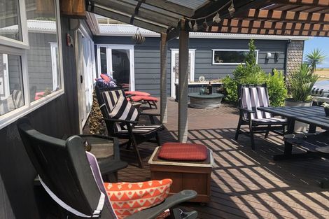 Photo of property in 1a Marine Parade, Carters Beach, Westport, 7825