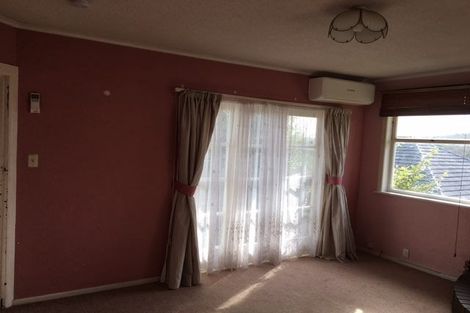 Photo of property in 62 Woodglen Road, Glen Eden, Auckland, 0602