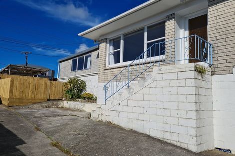 Photo of property in 1/176 Archers Road, Glenfield, Auckland, 0629