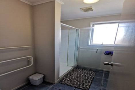 Photo of property in 19 Te Maru Place, Redwood, Christchurch, 8051