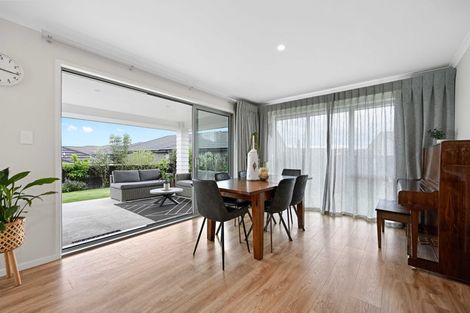 Photo of property in 18 Drower Glen, Flagstaff, Hamilton, 3210