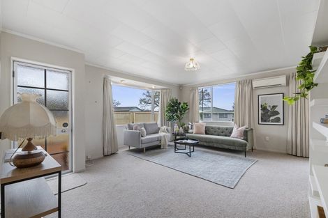 Photo of property in 4a Amethyst Place, Pukehangi, Rotorua, 3015