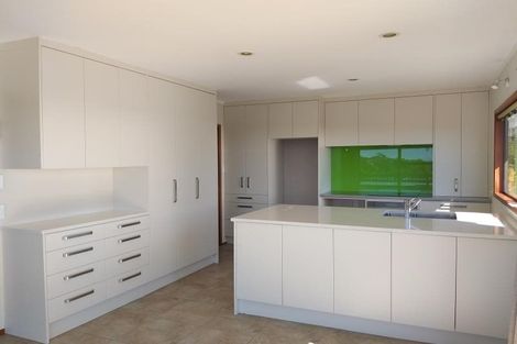 Photo of property in 14a Glencoe Road, Browns Bay, Auckland, 0630