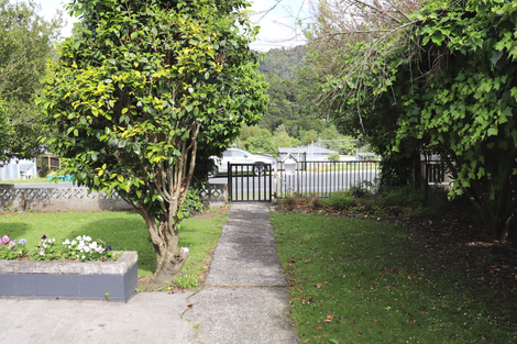 Photo of property in 10 Waingaro Road, Ngaruawahia, 3720