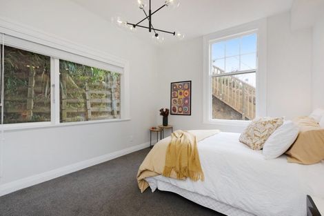 Photo of property in 23 Central Terrace, Kelburn, Wellington, 6012