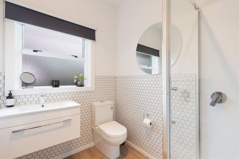 Photo of property in 7c Avonhead Road, Avonhead, Christchurch, 8042