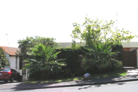 Photo of property in 23 Prestige Place, Castor Bay, Auckland, 0620