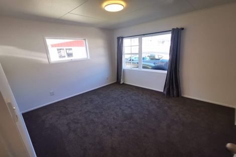 Photo of property in 33 Stockdale Street, Wainuiomata, Lower Hutt, 5014