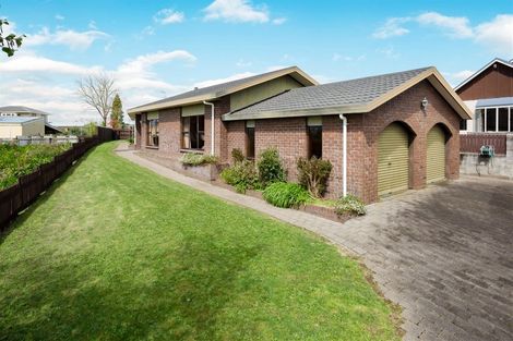 Photo of property in 583 Bank Street, Te Awamutu, 3800