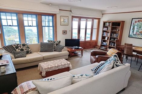 Photo of property in 14 Dorking Road, Brooklyn, Wellington, 6021