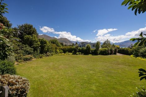 Photo of property in 10 Penrith Park Drive, Wanaka, 9305