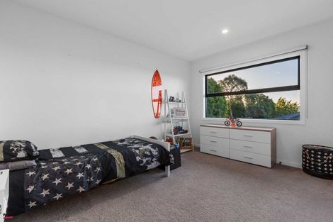 Photo of property in 27 Greenvale Place, Welcome Bay, Tauranga, 3112