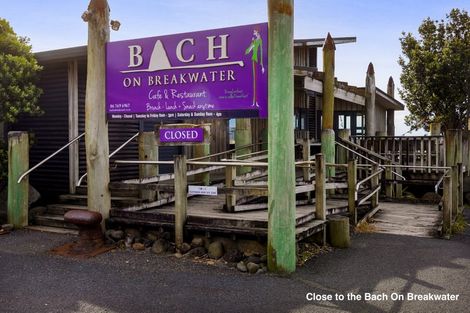 Photo of property in 1/353 Saint Aubyn, Moturoa, New Plymouth, 4310