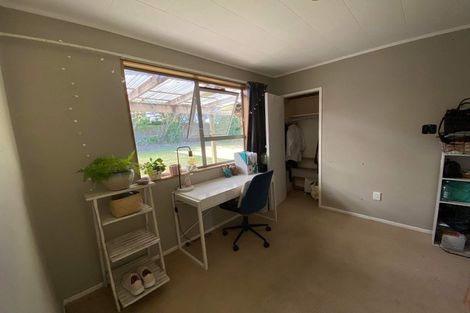 Photo of property in 12 Amorino Drive, Red Beach, 0932