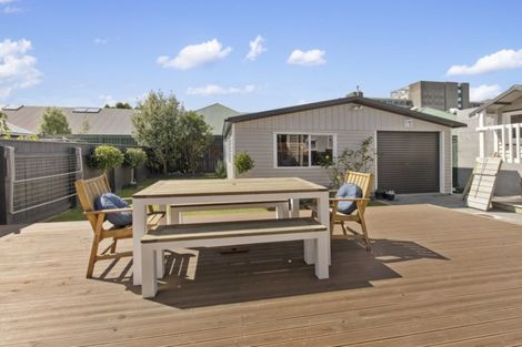 Photo of property in 21 Pilmuir Street, Hutt Central, Lower Hutt, 5010