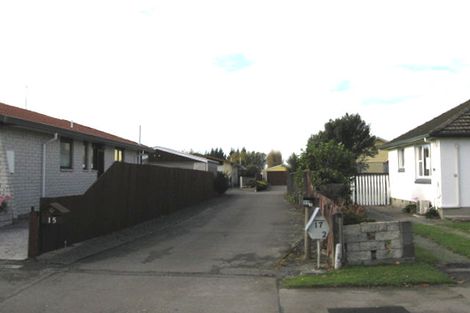 Photo of property in 2/17 Nyoli Street, Northcote, Christchurch, 8052