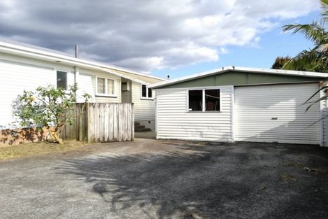Photo of property in 44 Alma Crescent, Papakura, 2110