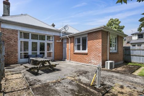 Photo of property in 1057 George Street, North Dunedin, Dunedin, 9016