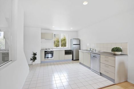 Photo of property in 42 Albionvale Road, Glen Eden, Auckland, 0602