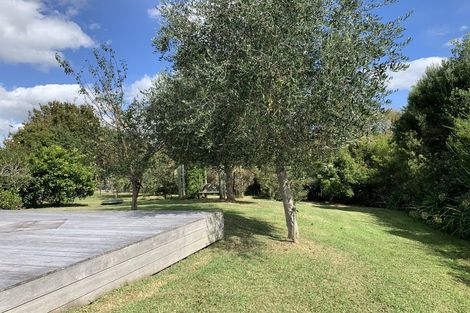 Photo of property in 12 Courtney Lane, Matakana, Warkworth, 0985