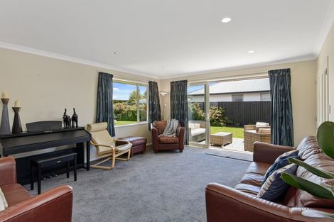 Photo of property in 89 Acacia Avenue, Rangiora, 7400