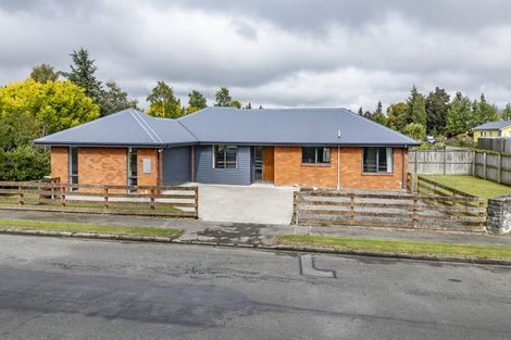 Photo of property in 149 High Street, Oxford, 7430