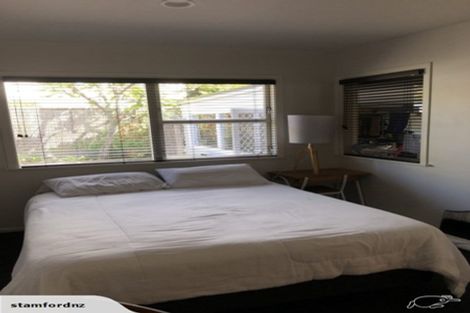 Photo of property in 46 Taupo Street, Green Bay, Auckland, 0604