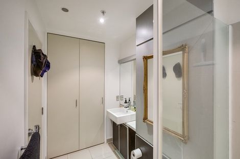 Photo of property in 203c/14 West Quay, Ahuriri, Napier, 4110