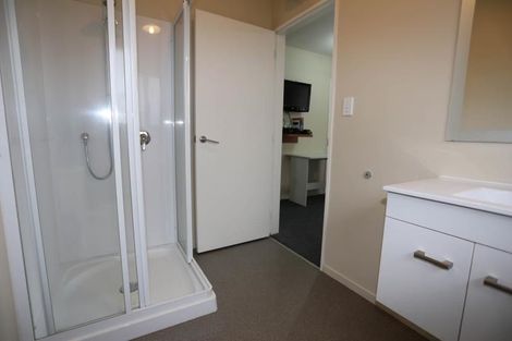 Photo of property in 72 Peer Street, Upper Riccarton, Christchurch, 8041