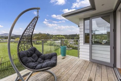 Photo of property in 4 Penney Rise, Matakana, 0985