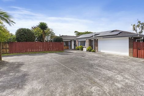 Photo of property in 2/17 Seneca Court, Golflands, Auckland, 2013