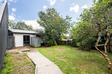 Photo of property in 25 Barberton Terrace, Red Hill, Papakura, 2110