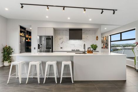 Photo of property in 3 Sandhurst Drive, Papamoa Beach, Papamoa, 3118