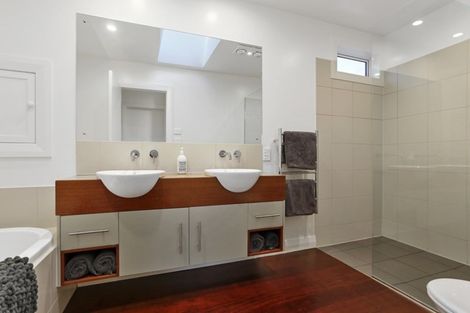 Photo of property in 49 Maire Road, Orewa, 0931