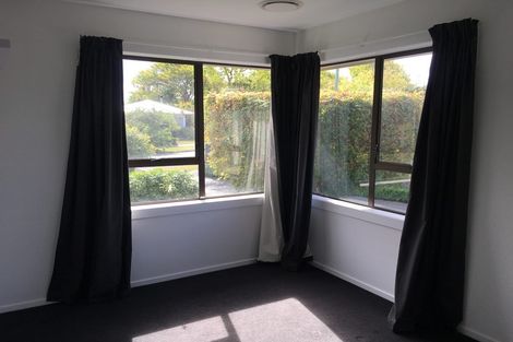 Photo of property in 10 Blossomdale Place, Bishopdale, Christchurch, 8053