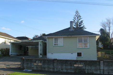 Photo of property in 132 Castor Crescent, Cannons Creek, Porirua, 5024