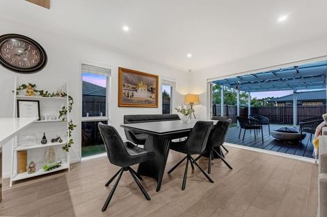 Photo of property in 37 Wellfield Drive, Papakura, 2110