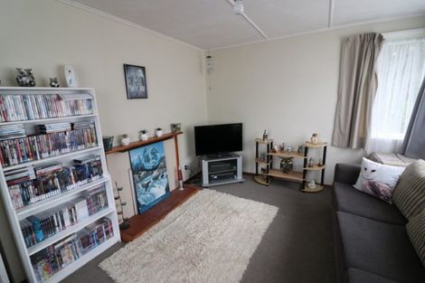 Photo of property in 3 Redfern Street, Dannevirke, 4930