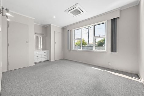 Photo of property in 3 Thornton Place, Melville, Hamilton, 3206