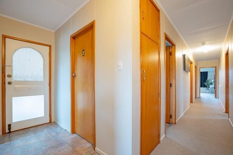 Photo of property in 404 High Street South, Carterton, 5713