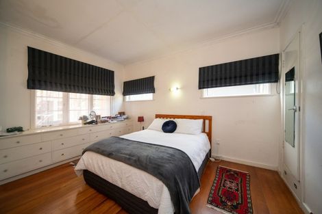 Photo of property in 547 Featherston Street, Roslyn, Palmerston North, 4414