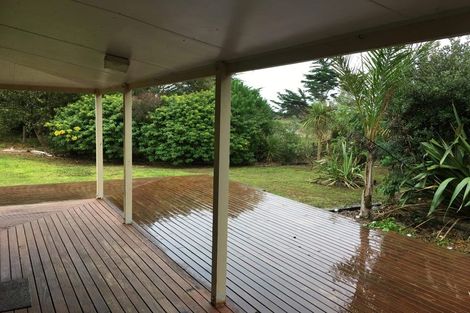 Photo of property in 32 Forest Road, Waitarere Beach, Levin, 5510