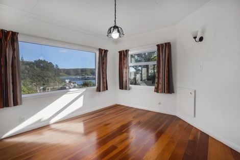 Photo of property in 53a Bayview Road, Paremata, Porirua, 5024