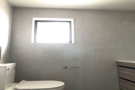 Photo of property in 9 Peony Mews, Oteha, Auckland, 0632